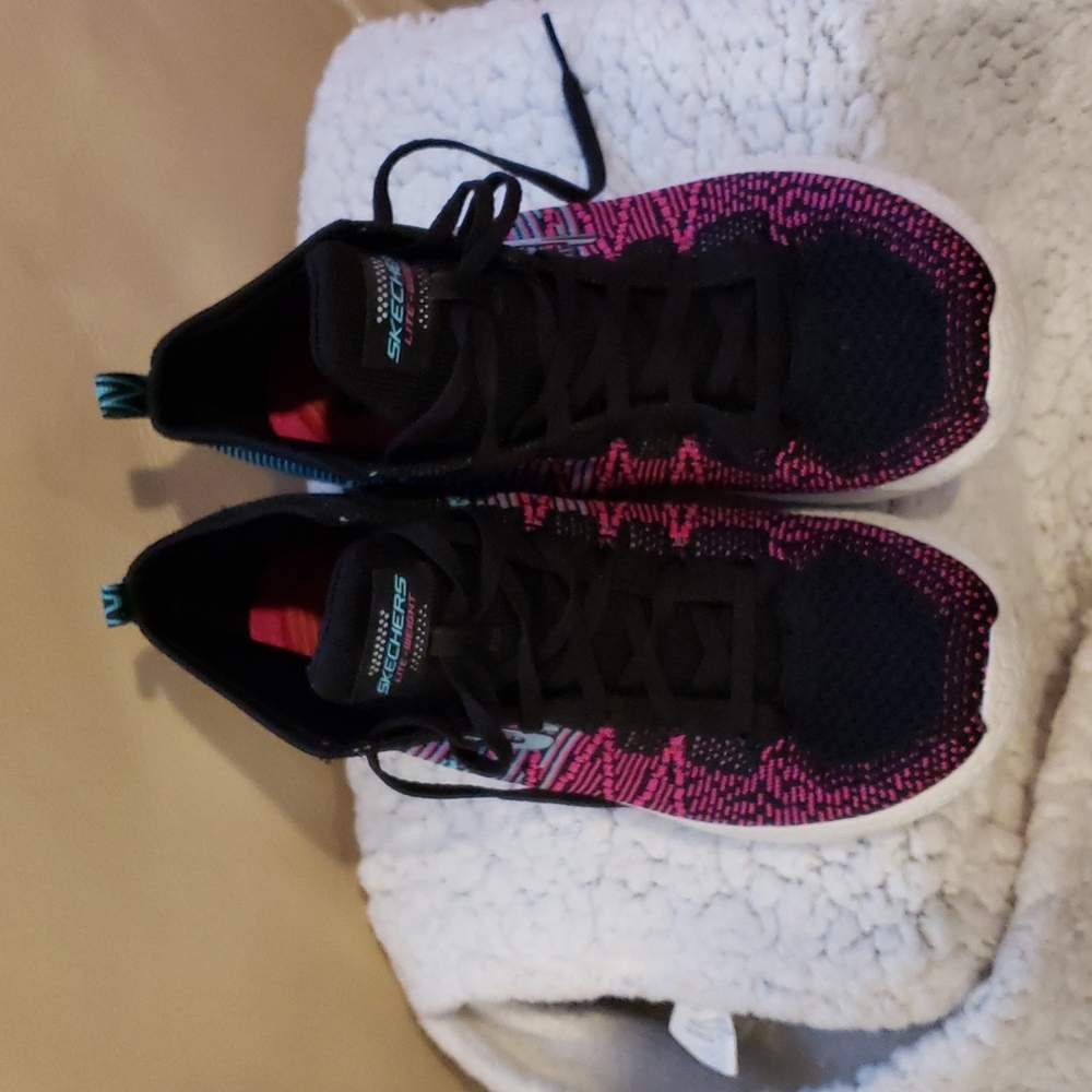 Sketcher shoes - Picture 1 of 5
